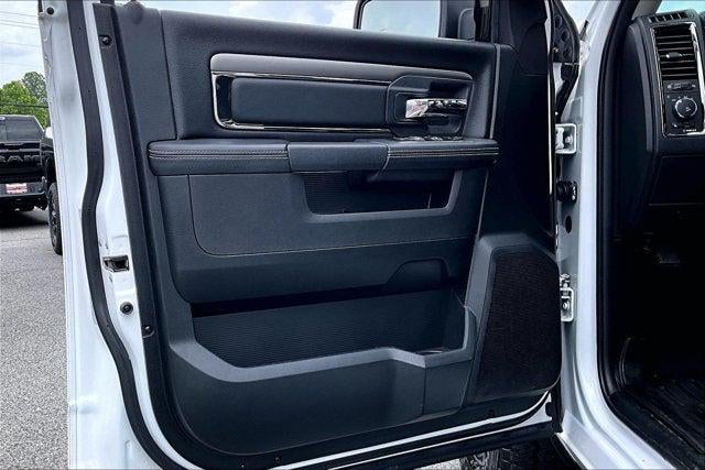 2018 RAM 1500 Night Crew Cab 4x4 5'7' Box