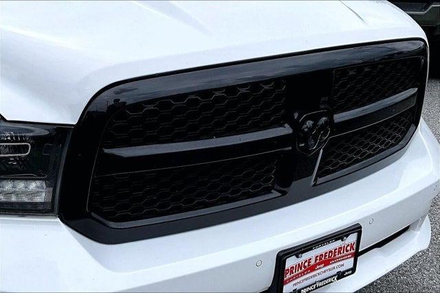 2018 RAM 1500 Night Crew Cab 4x4 5'7' Box