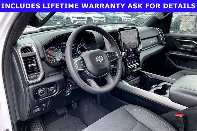 2025 RAM 1500 Big Horn Crew Cab 4x4 5'7' Box