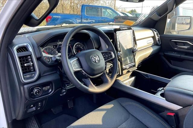 2025 RAM 1500 Big Horn Crew Cab 4x4 5'7' Box