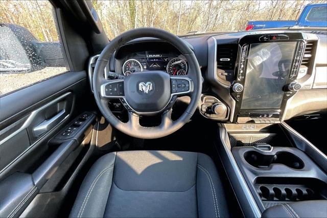 2025 RAM 1500 Big Horn Crew Cab 4x4 5'7' Box