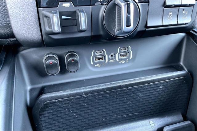 2021 RAM 1500 Laramie Crew Cab 4x4 5'7' Box
