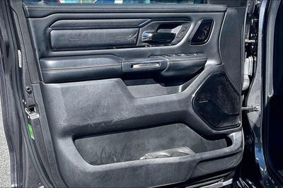 2022 RAM 1500 Limited Crew Cab 4x4 6'4' Box