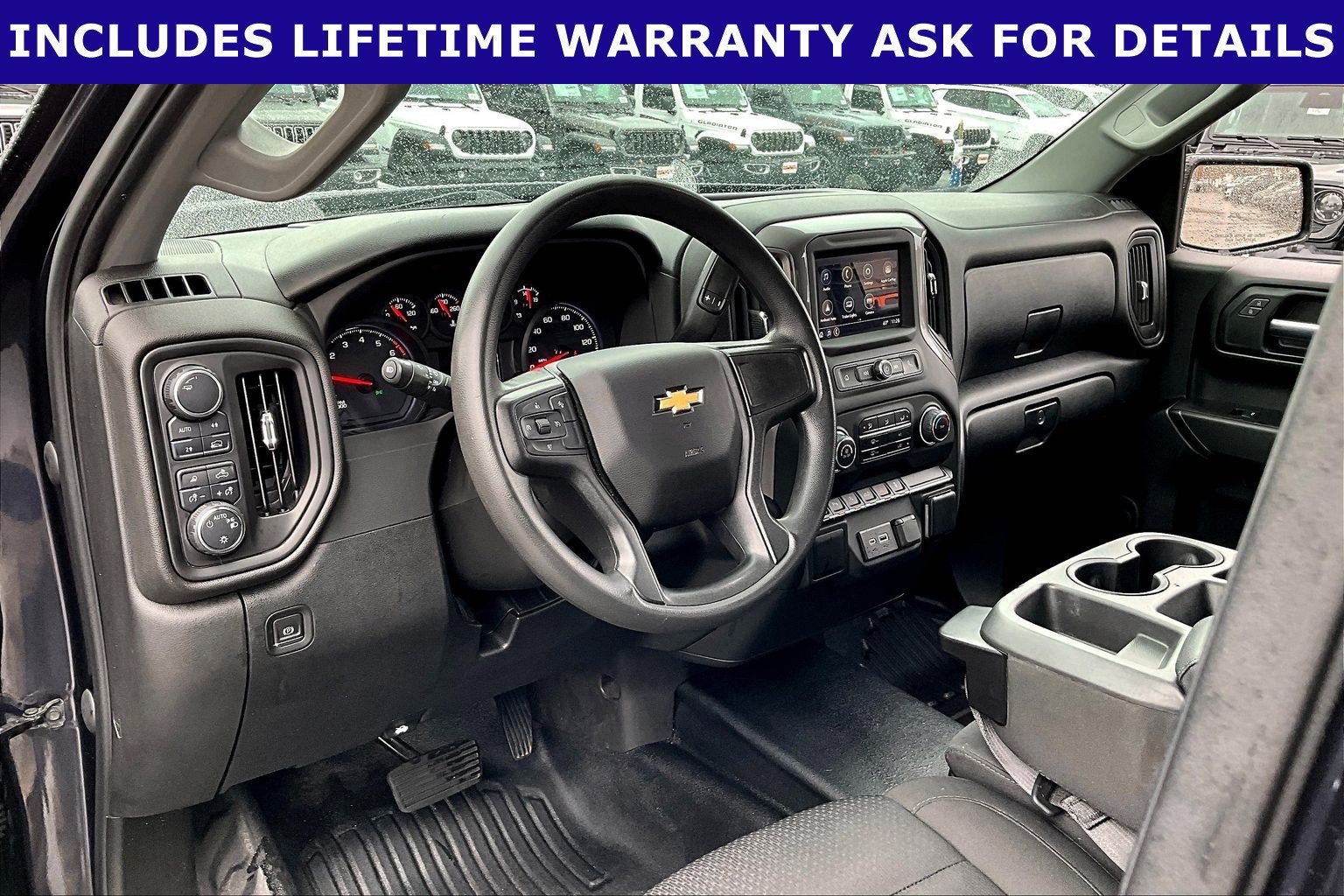 2023 Chevrolet Silverado 1500 4WD Crew Cab Short Bed WT