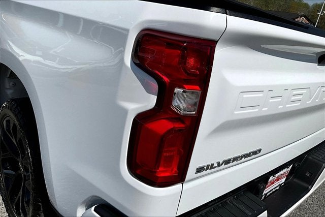 2021 Chevrolet Silverado 1500 4WD Crew Cab Short Bed Custom