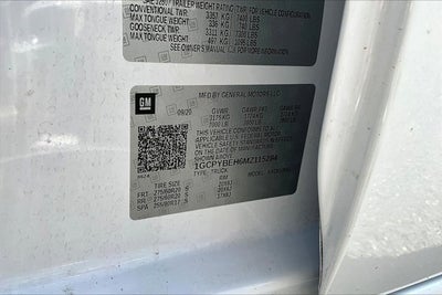 2021 Chevrolet Silverado 1500 4WD Crew Cab Short Bed Custom