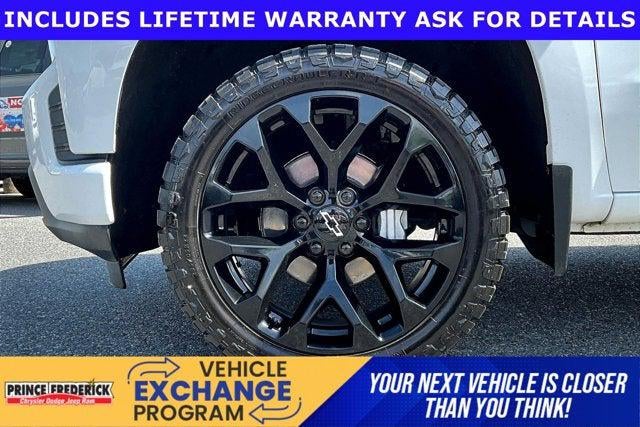 2021 Chevrolet Silverado 1500 4WD Crew Cab Short Bed Custom