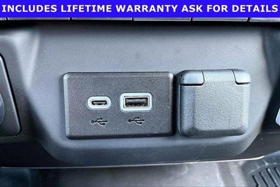 2025 Chevrolet Silverado 1500 4WD Double Cab Standard Bed Custom