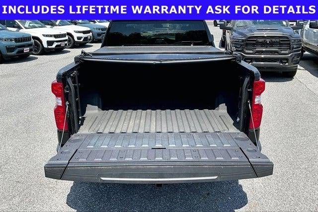 2025 Chevrolet Silverado 1500 4WD Double Cab Standard Bed Custom