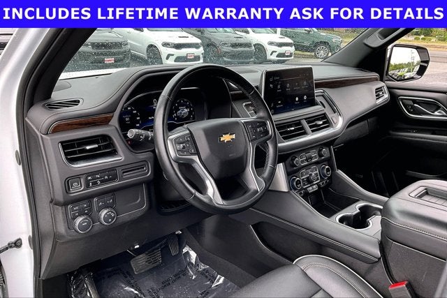 2023 Chevrolet Suburban 4WD Premier