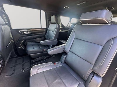 2023 Chevrolet Suburban 4WD Premier