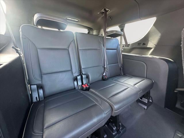 2023 Chevrolet Suburban 4WD Premier