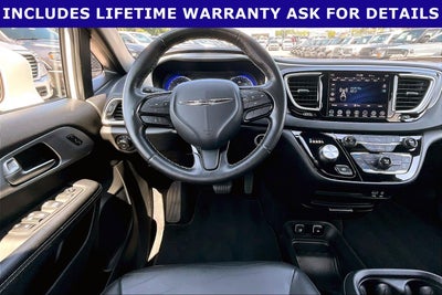 2020 Chrysler Pacifica Touring L