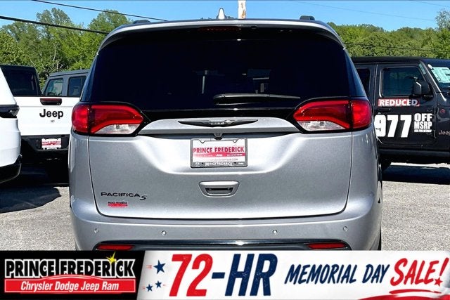 2018 Chrysler Pacifica Touring L