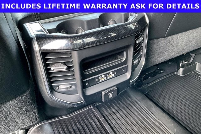 2021 RAM 3500 Laramie Crew Cab 4x4 8' Box