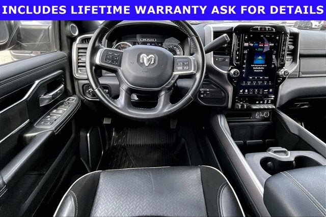 2021 RAM 3500 Laramie Crew Cab 4x4 8' Box
