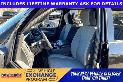 2023 RAM 3500 Big Horn Crew Cab 4x4 8' Box