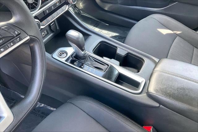 2024 Nissan Sentra SV Xtronic CVT