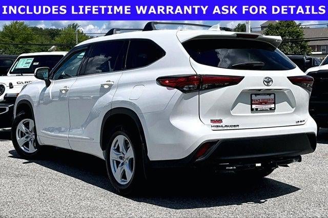 2021 Toyota Highlander LE