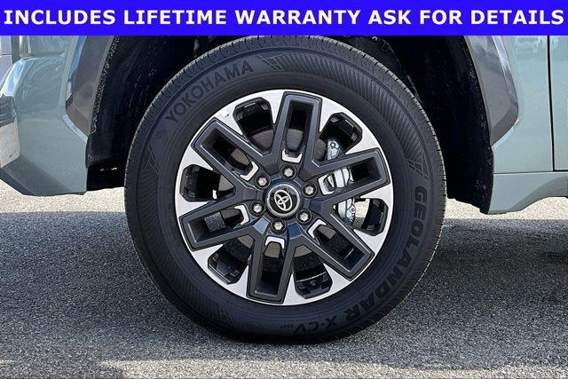 2026 Toyota Tundra Limited CrewMax 5.5' Bed