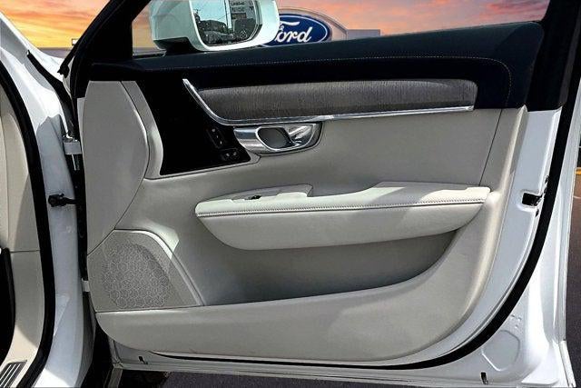 2023 Volvo V90 Cross Country B6 Ultimate