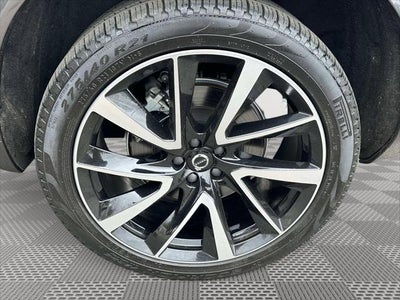 2024 Volvo XC90 B5 Plus Bright Theme