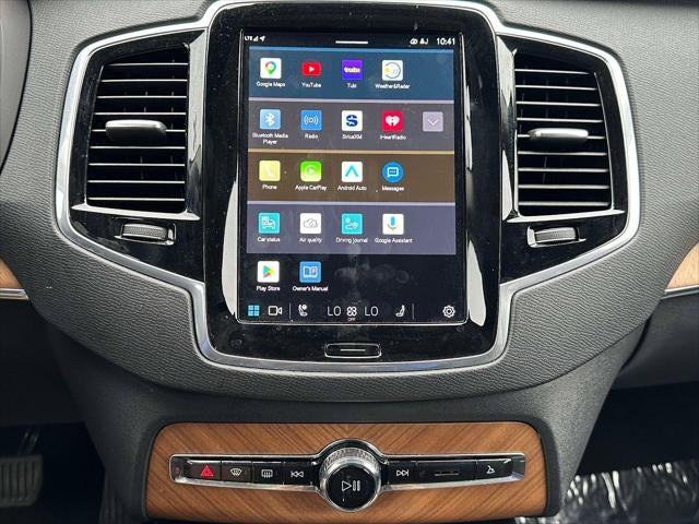 2024 Volvo XC90 B5 Plus Bright Theme