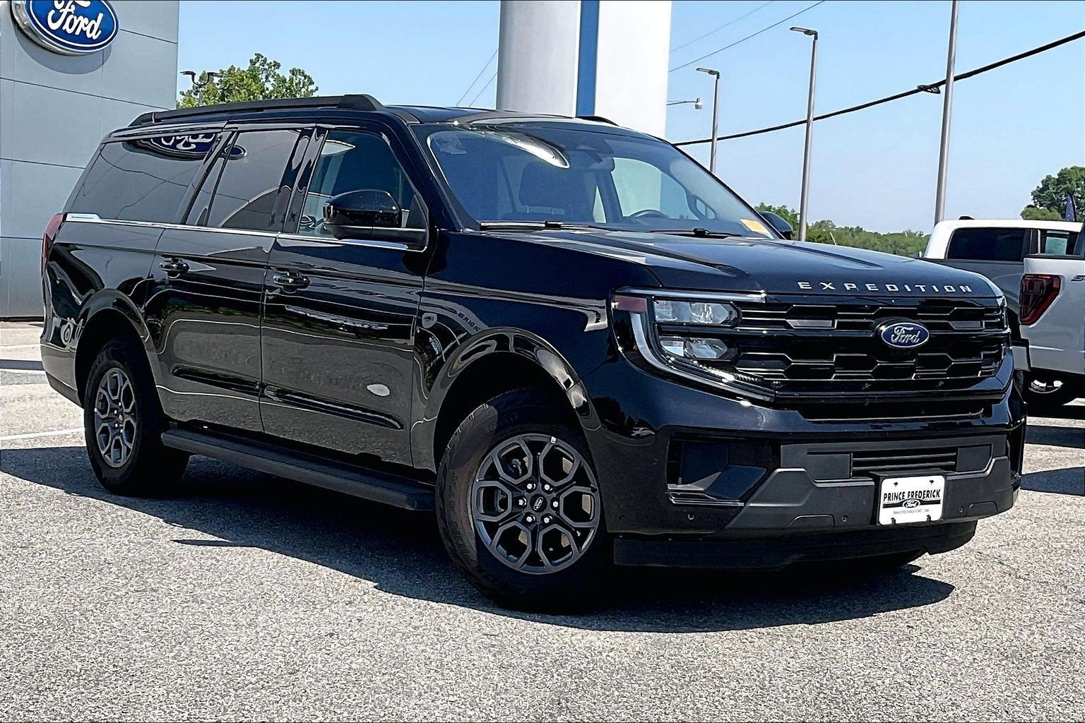 2025 Ford Expedition's photo