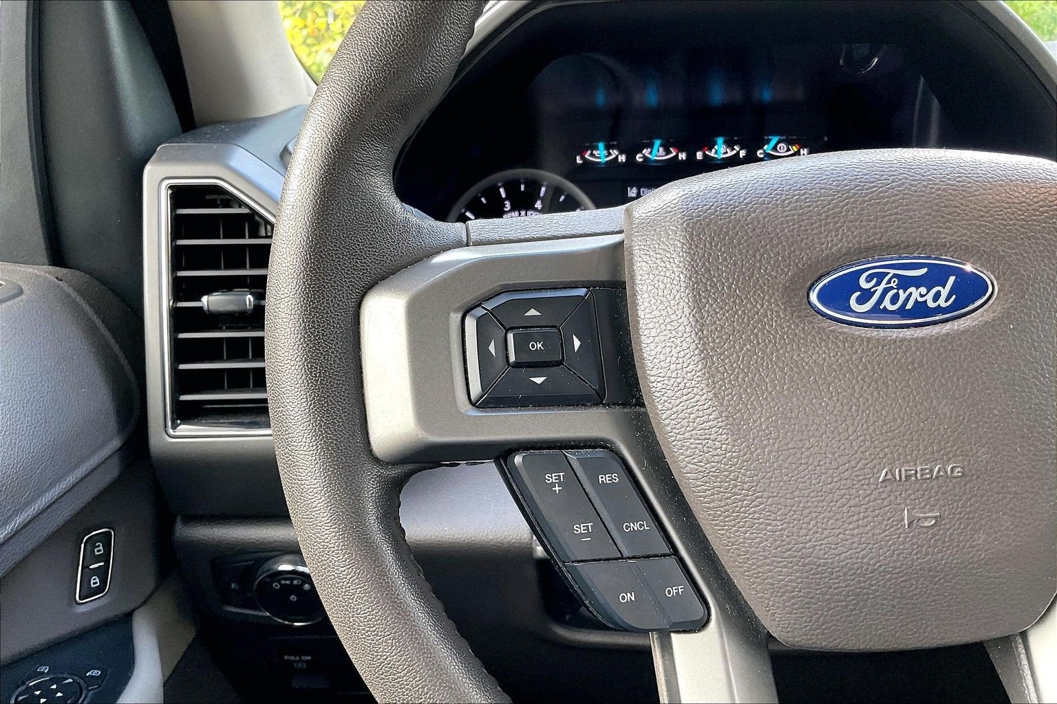 2021 Ford Expedition Max XLT