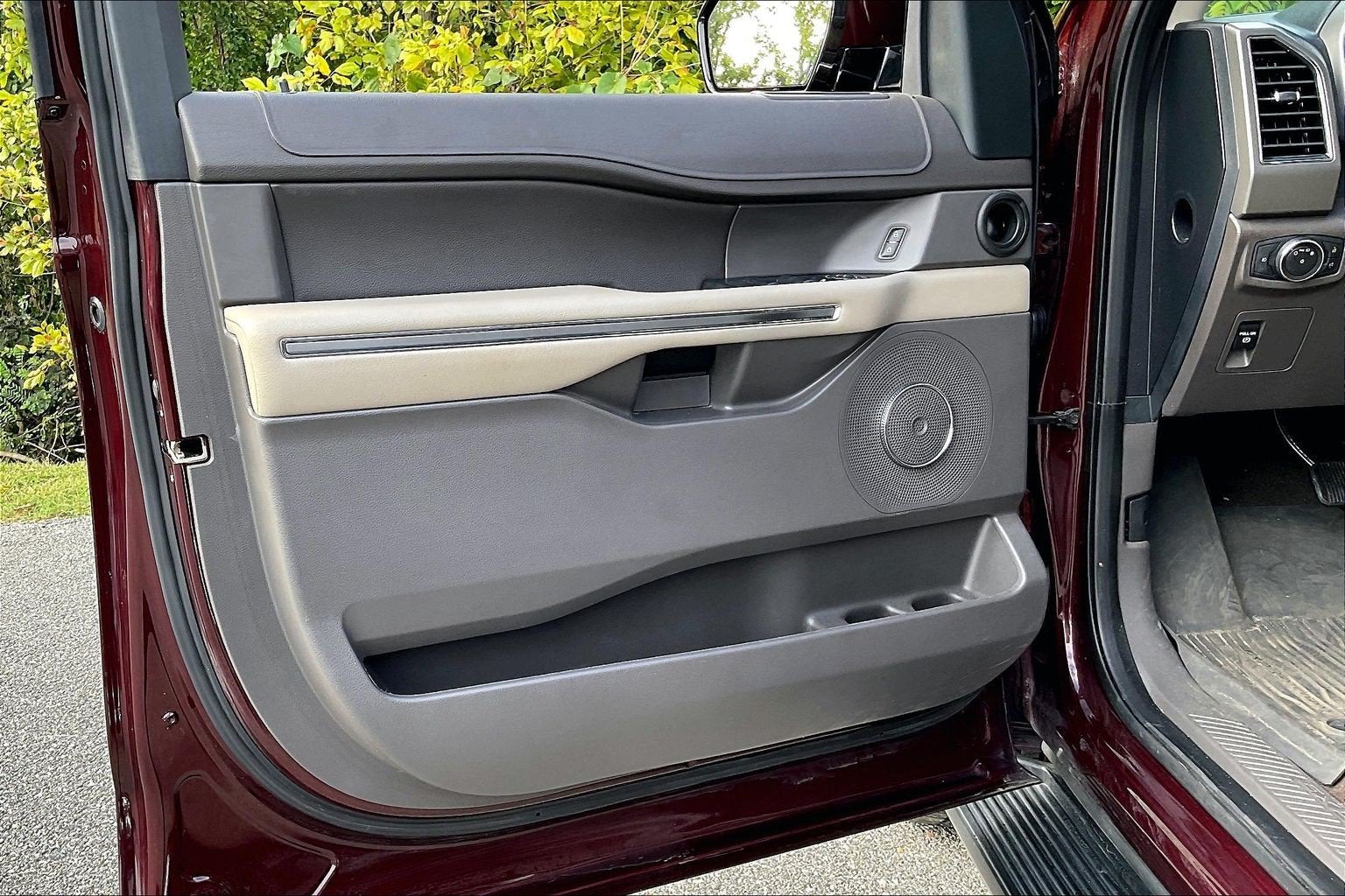 2021 Ford Expedition Max XLT