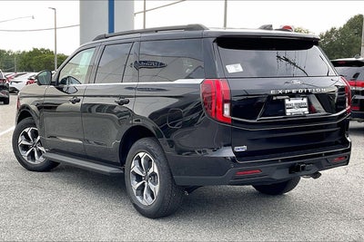 2027 Ford Expedition Active