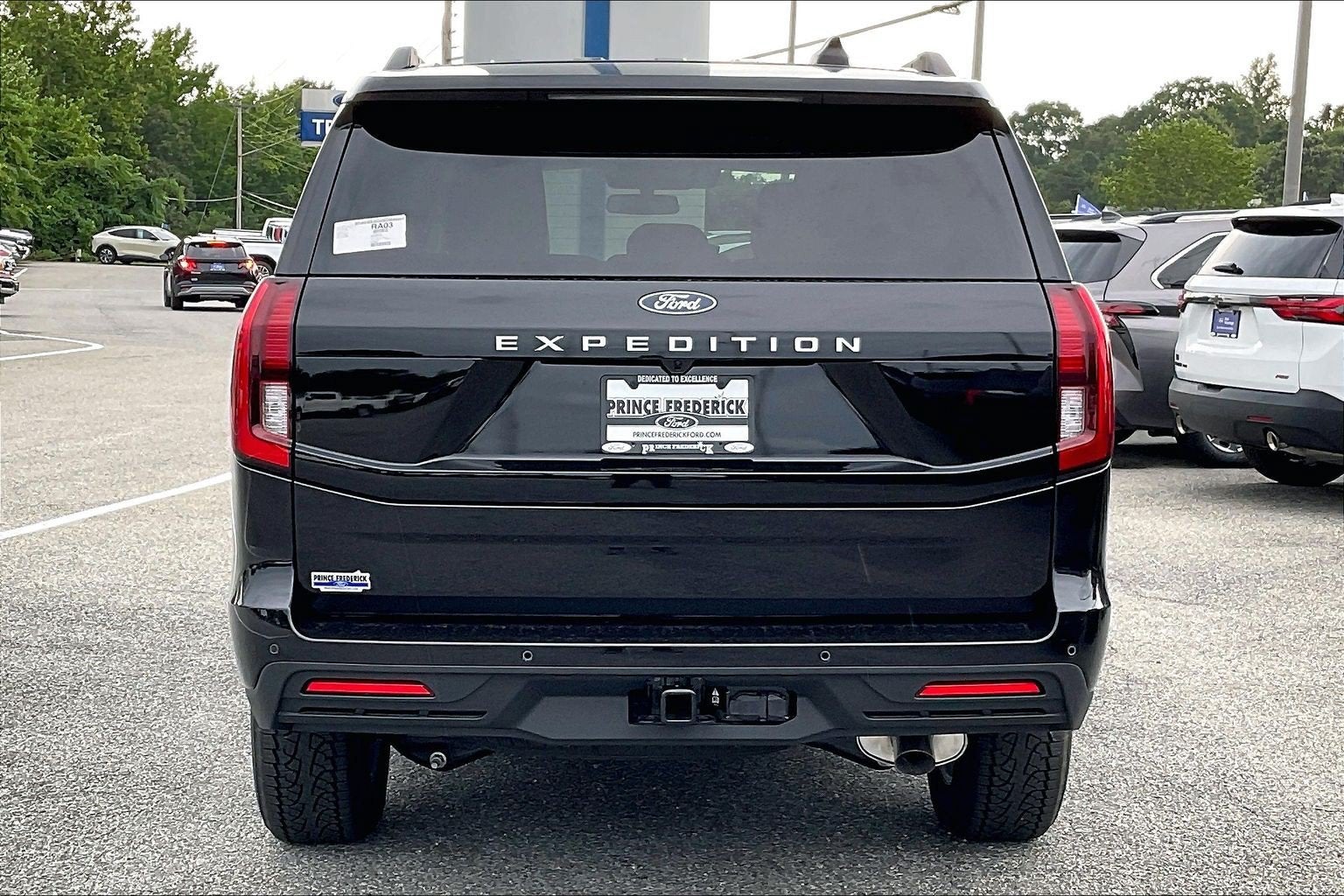 2027 Ford Expedition Active