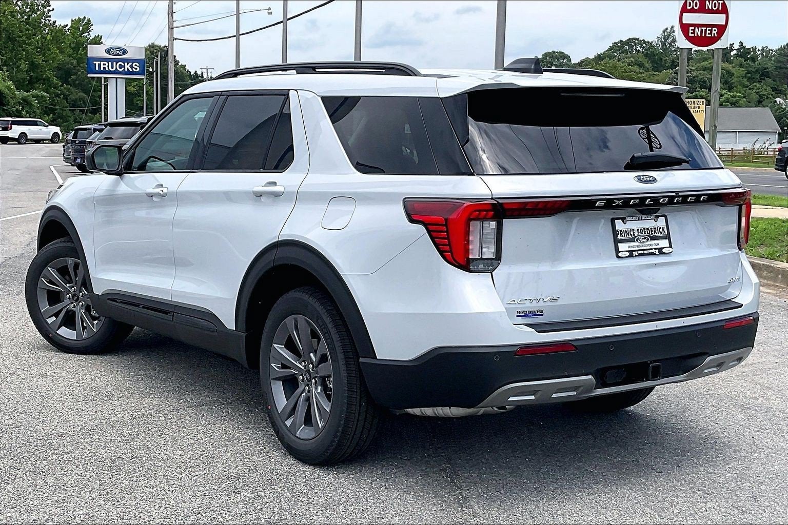 2026 Ford Explorer Active w/200A Pkg