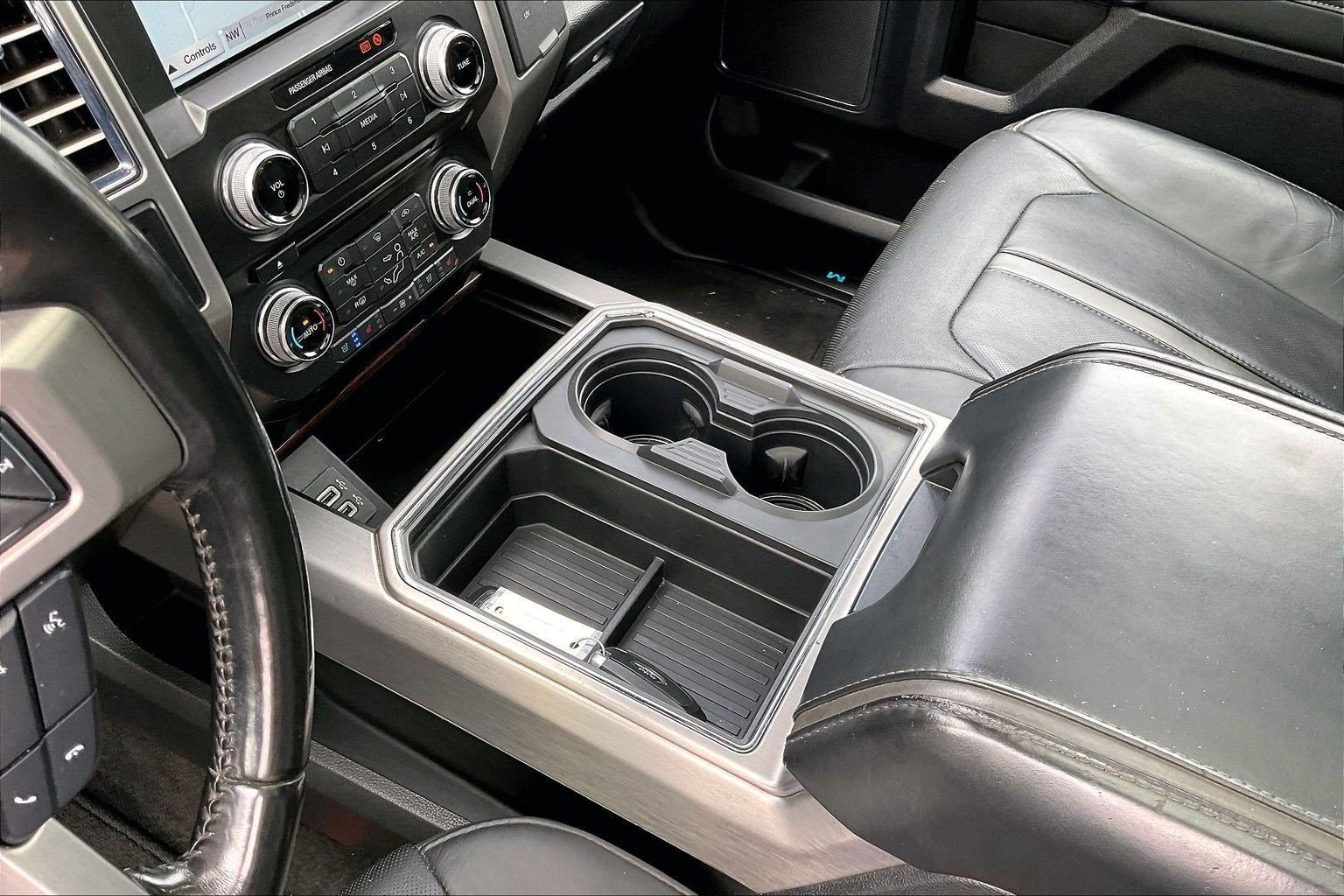 2017 Ford Super Duty F-250 SRW Platinum