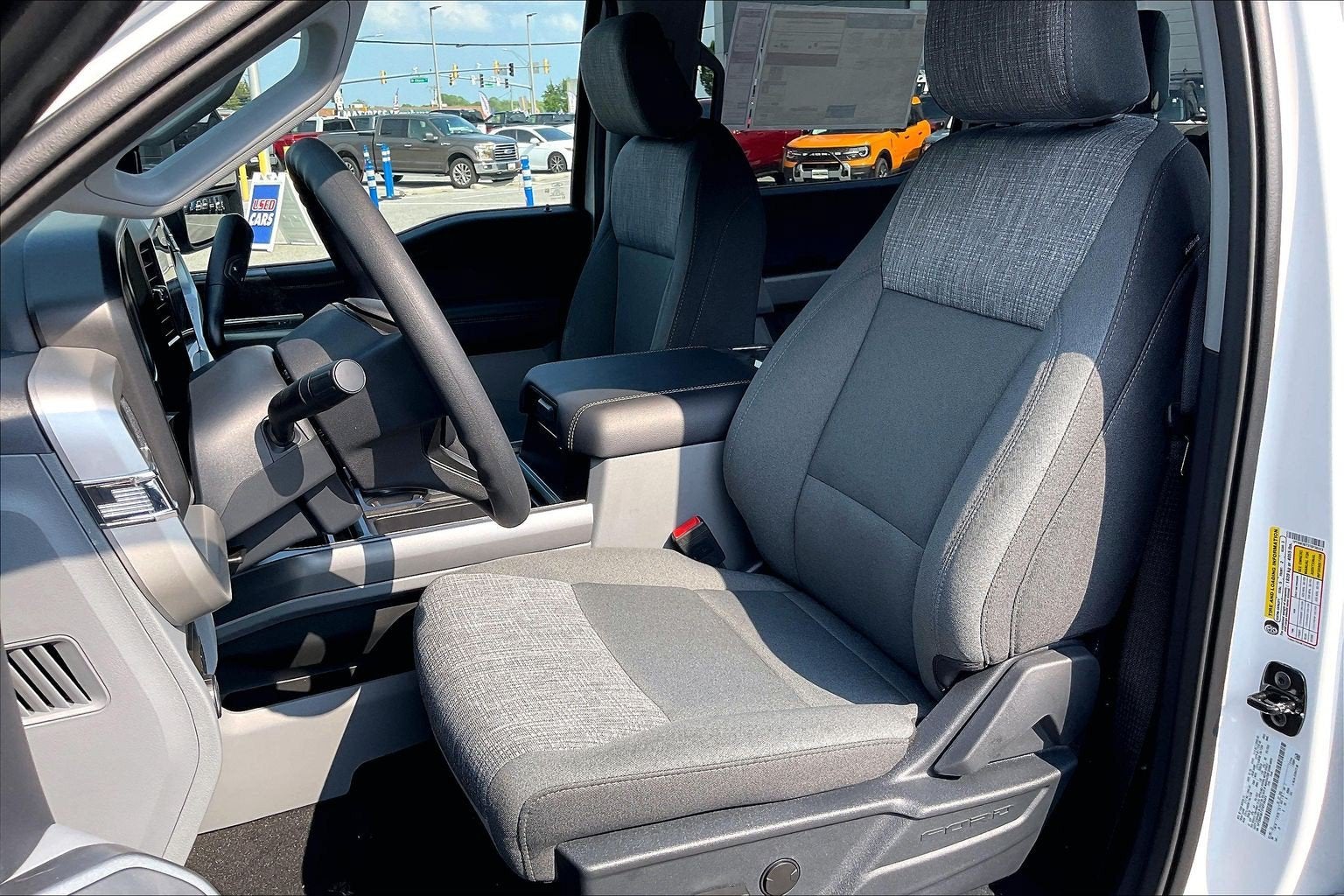 2026 Ford Super Duty F-350 SRW XLT