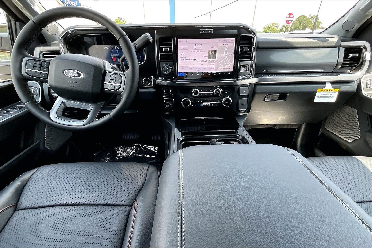 2026 Ford Super Duty F-350 DRW LARIAT