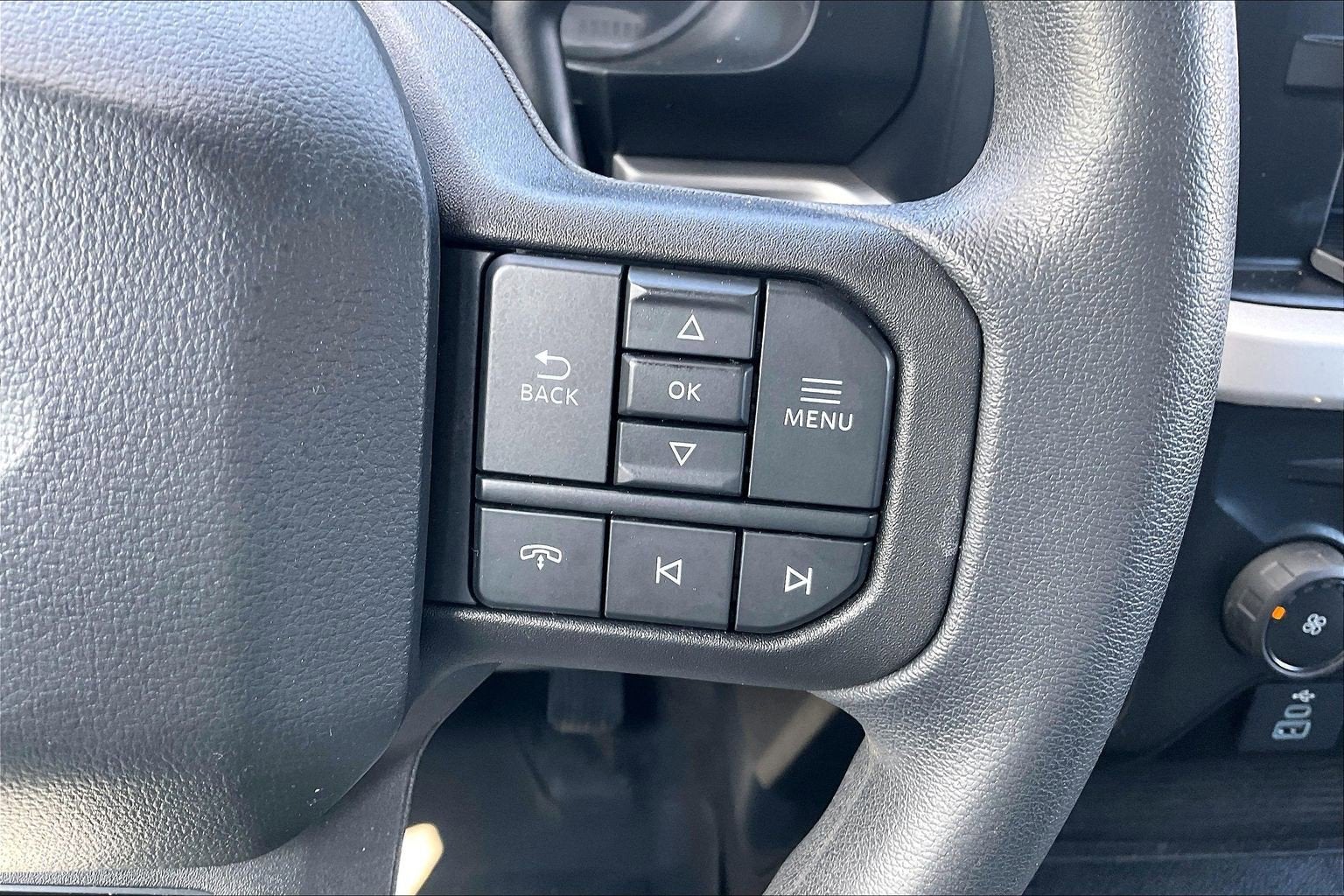 2024 Ford Super Duty F-350 SRW XL