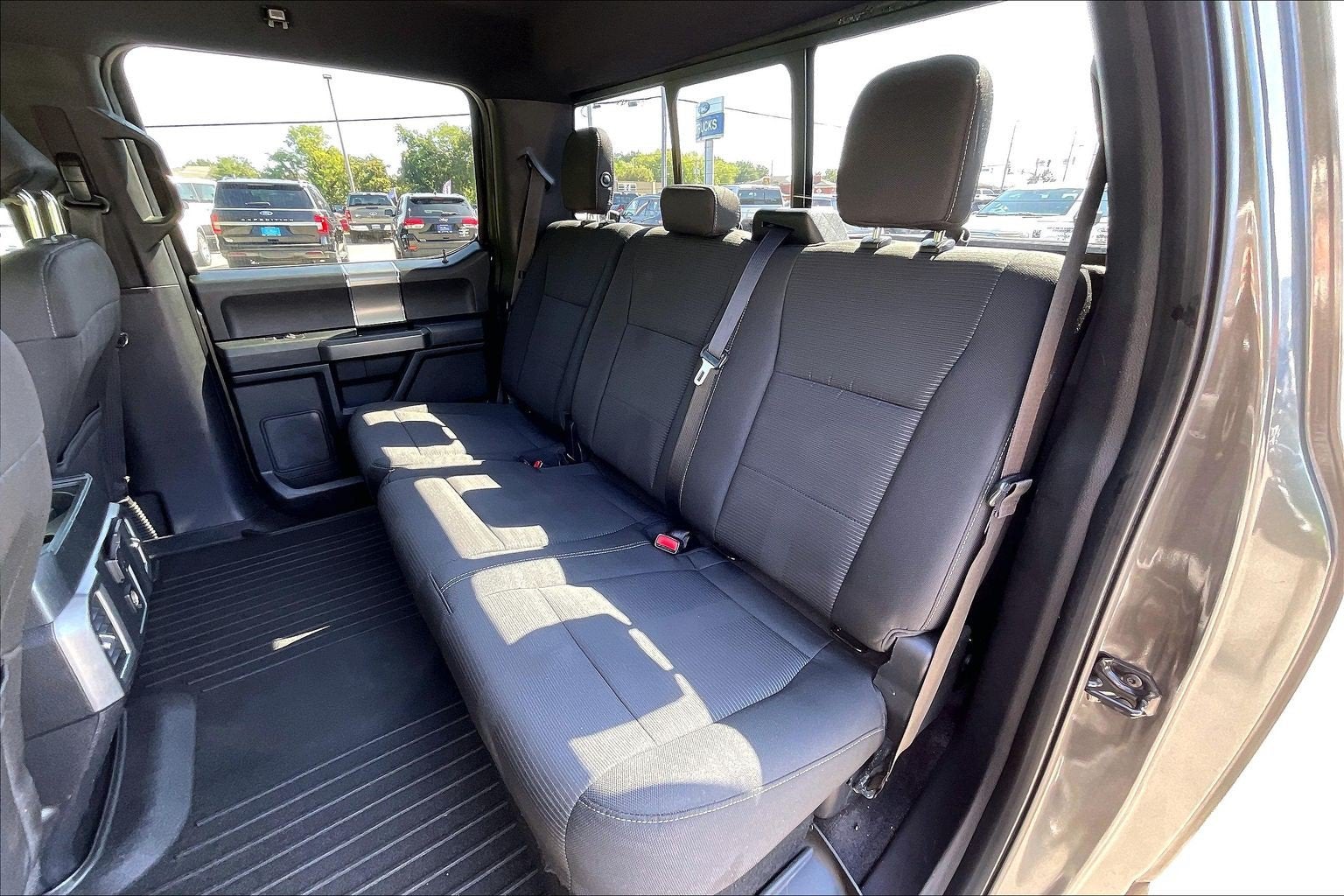 2015 Ford F-150 Base