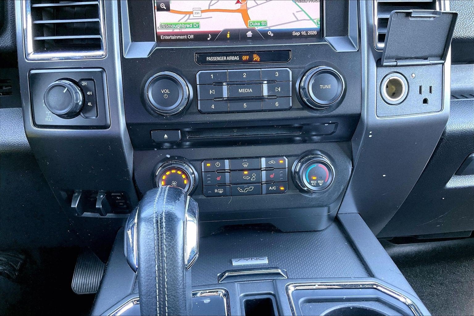 2015 Ford F-150 Base
