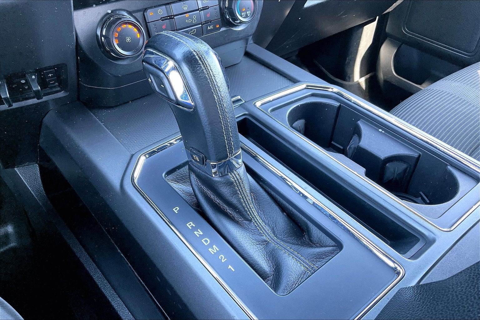 2015 Ford F-150 Base