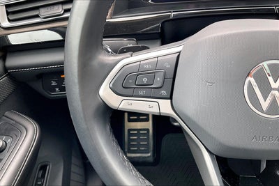 2025 Volkswagen Atlas 2.0T SEL Premium R-Line