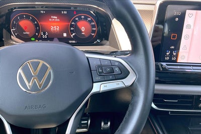 2024 Volkswagen Atlas 2.0T Peak Edition SEL