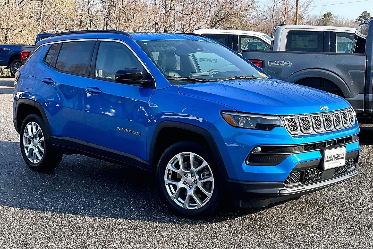 2024 Jeep Compass Latitude Lux
