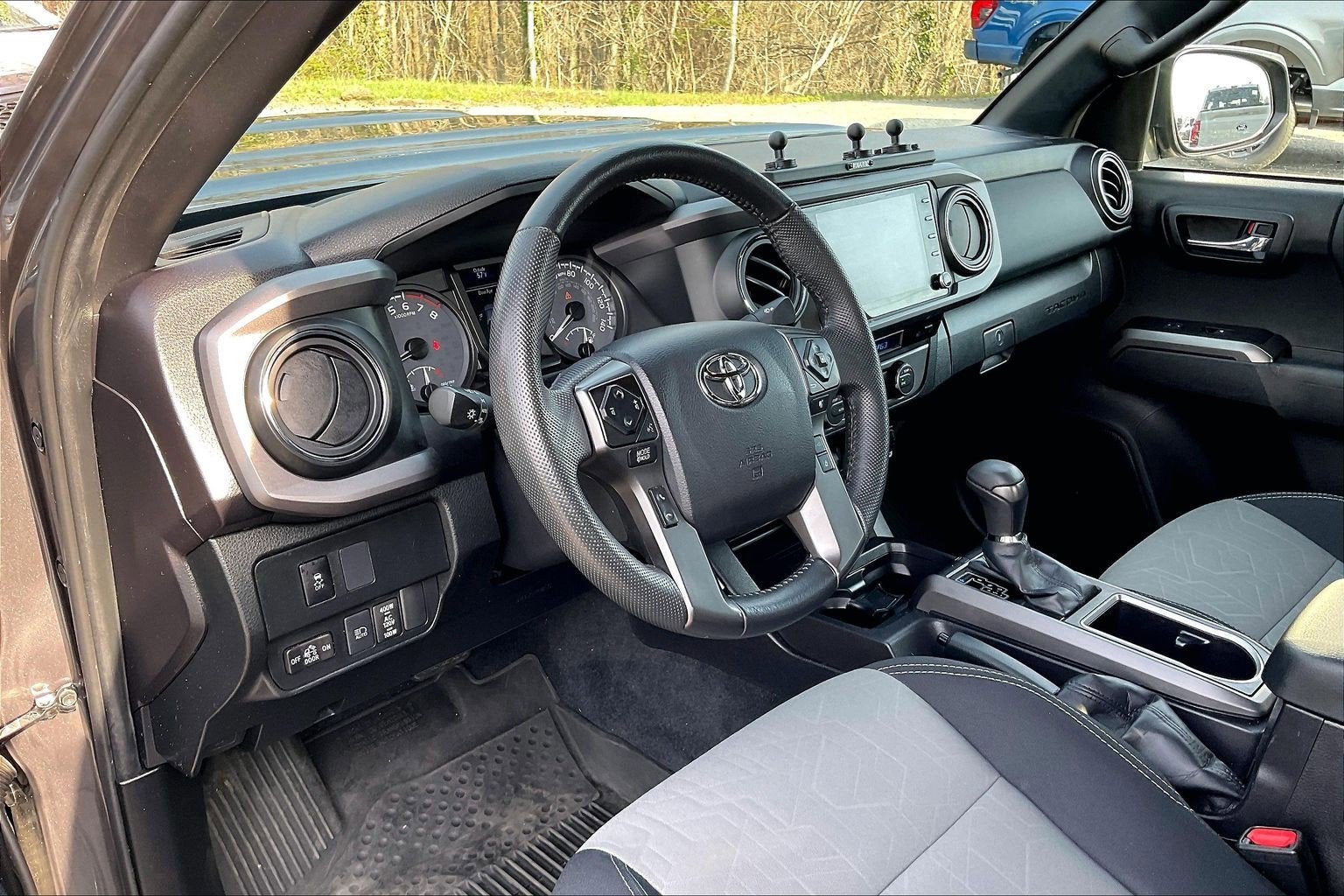 2022 Toyota Tacoma 4WD TRD Sport