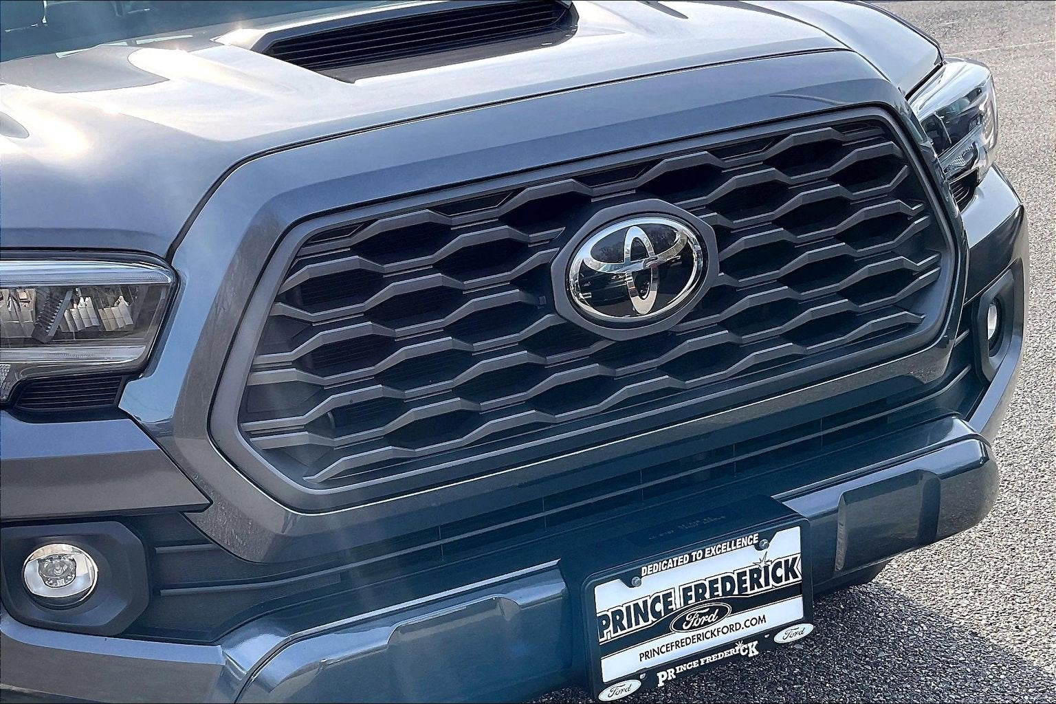 2022 Toyota Tacoma 4WD TRD Sport