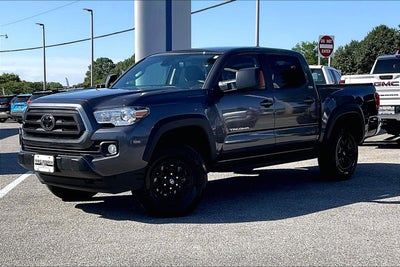 2022 Toyota Tacoma 4WD SR5