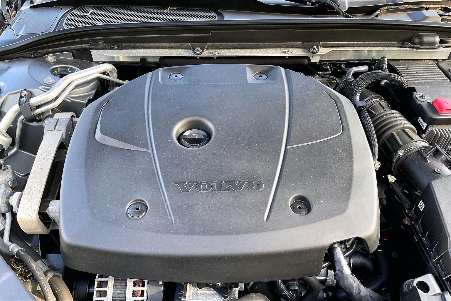 2019 Volvo S60 R-Design