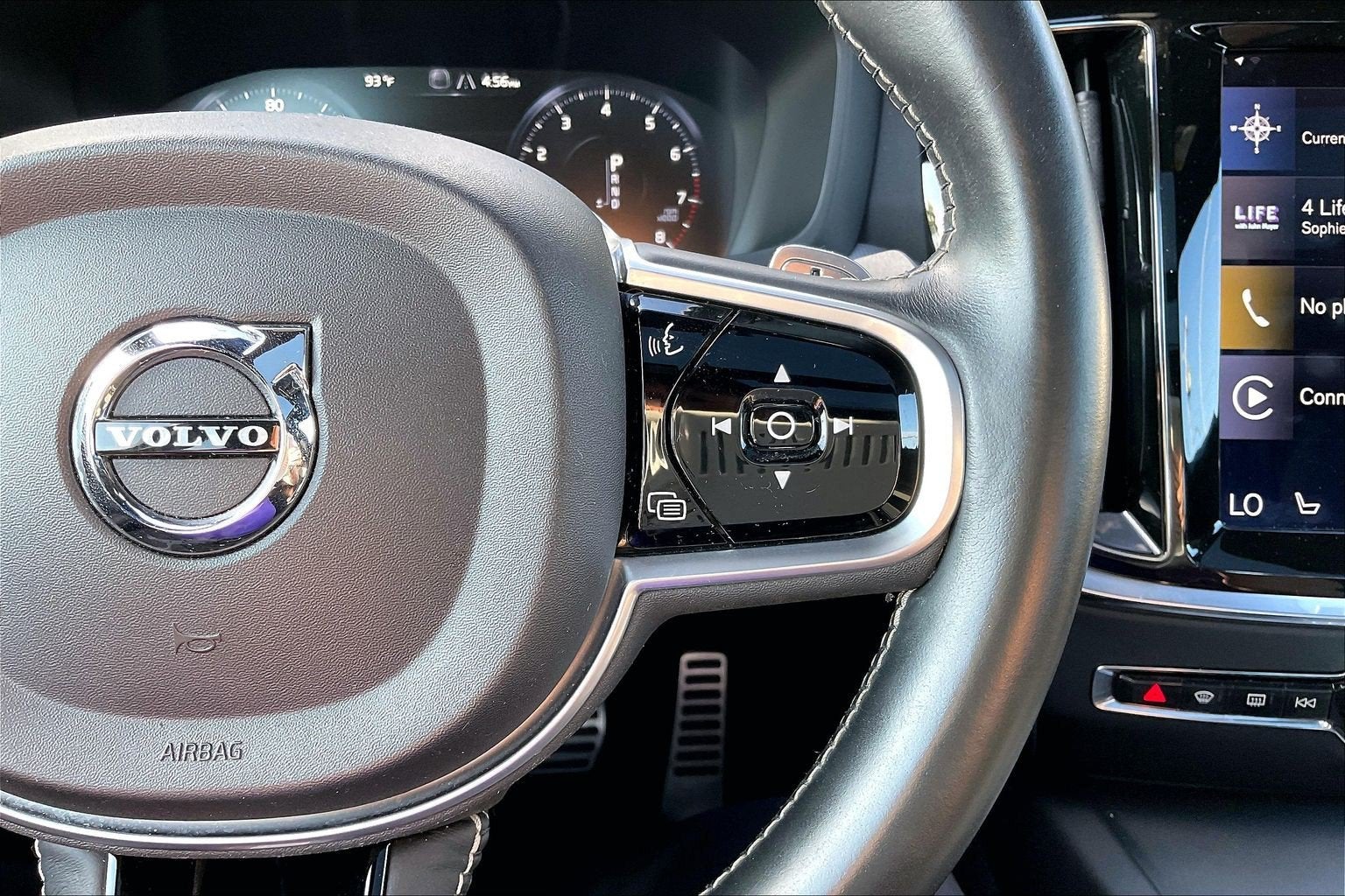 2019 Volvo S60 R-Design