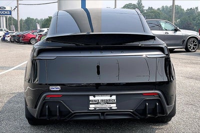 2026 Tesla Model Y AWD