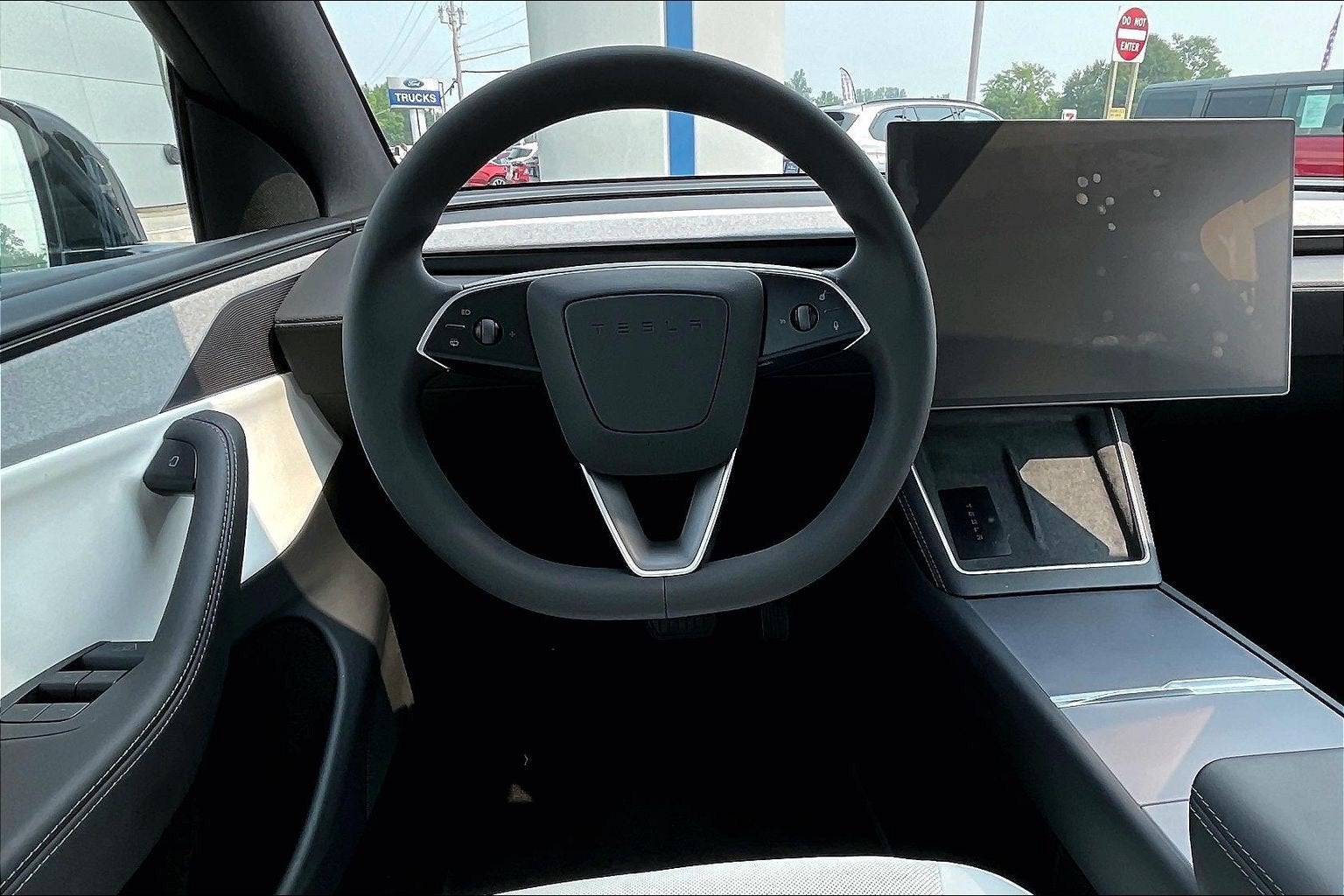 2026 Tesla Model Y AWD